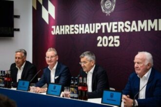 إيرادات بايرن ميونيخ تقترب من المليار يورو