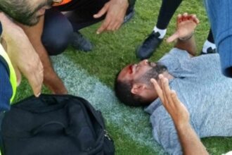 العنف يوقف مباراة في الدوري التونسي