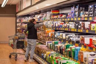 احذر.. 3 أطعمة يومية تسرّع الخرف!