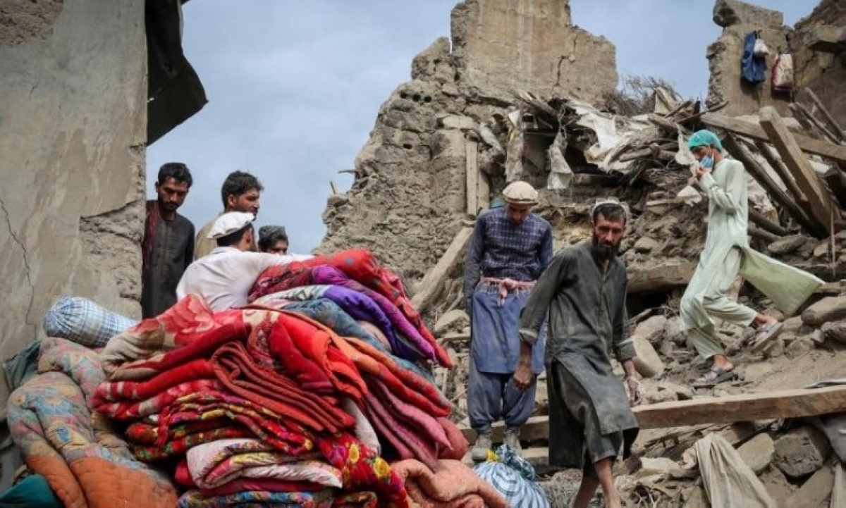 مقتل 20 شخصاً وإصابة أكثر من 320 في زلزال بأفغانستان مقتل 20 شخصاً وإصابة أكثر من 320 في زلزال بأفغانستان