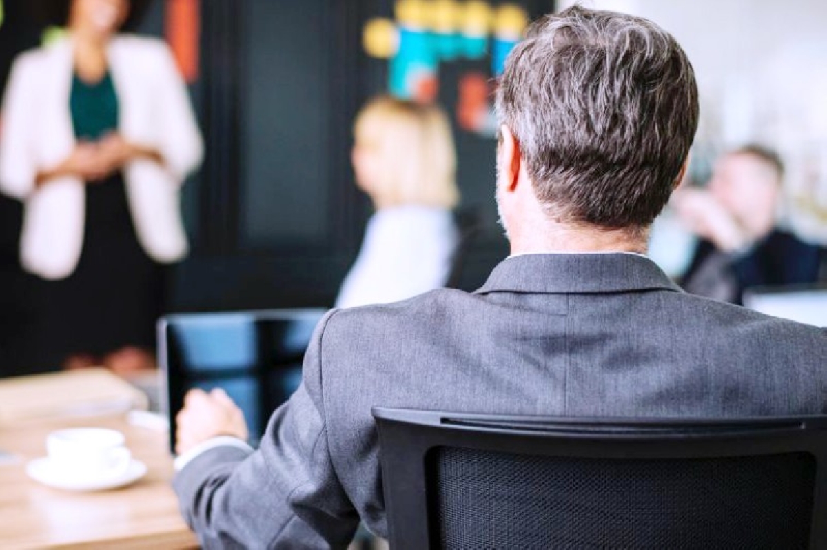 حتى لا يصبح التقييم السنوي أداةً في يد المدير لتصفية الحسابات الشخصية