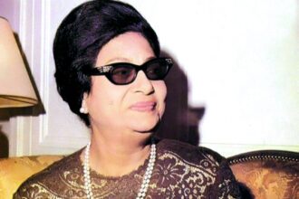 خلل فني يبث أغنية لأم كلثوم على إذاعة القرآن