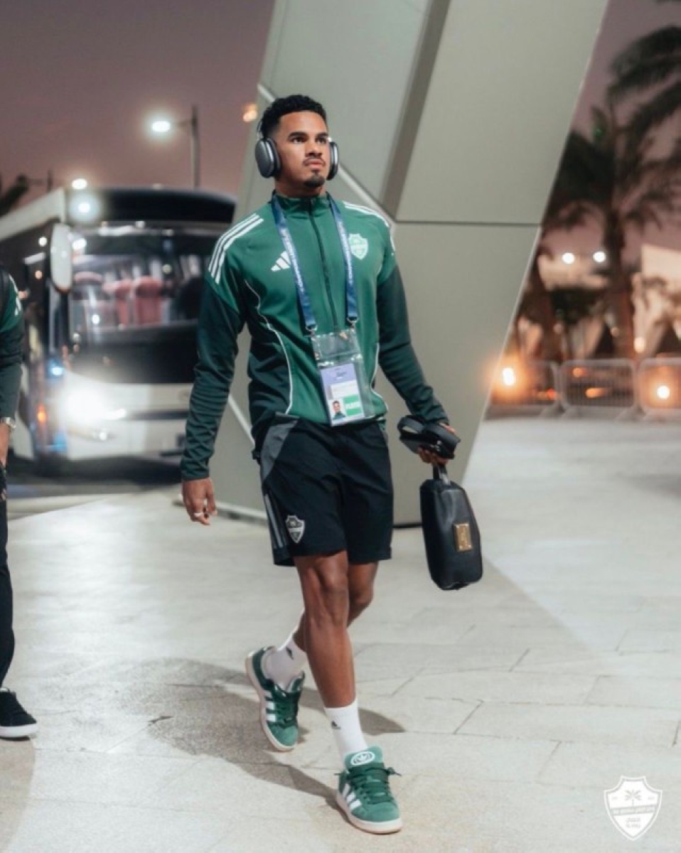 بعد 42 يوماً.. جالينو يعود بلمسة برازيلية