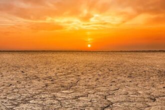 ماسك يحجب الشمس.. كوكبة أقمار اصطناعية لإيقاف الاحتباس الحراري