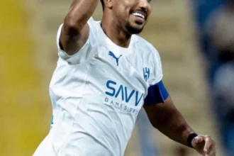 صدارة آسيا.. «ما لها إلا هلالها»