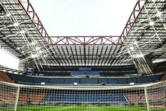 القضاء الإيطالي يحقق في مشروع هدم سان سيرو