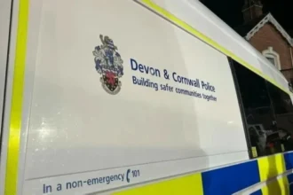 «دمية» ترعب قرية بريطانية!