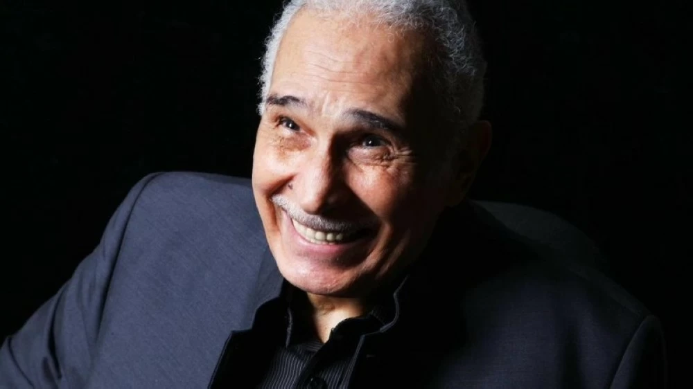 مهرجان القاهرة للطفل العربي يحتفي بمسيرة عبد الرحمن أبو زهرة مهرجان القاهرة للطفل العربي يحتفي بمسيرة عبد الرحمن أبو زهرة