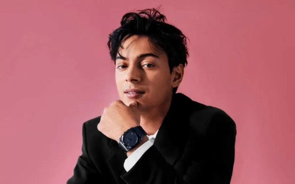 مشعل تمر يحيي أولى حفلاته في مصر بألبومه الجديد مشعل تمر يحيي أولى حفلاته في مصر بألبومه الجديد