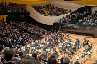 «القنابل» توقف حفلاً إسرائيلياً في باريس