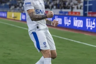 الهلال يسطع بالأربعة في شباك النجمة