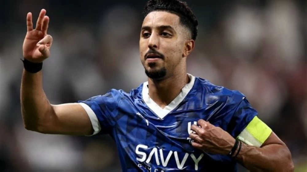 سالم الدوسري.. «أيقونة سعودية» تسطع في سماء العالمية سالم الدوسري.. «أيقونة سعودية» تسطع في سماء العالمية