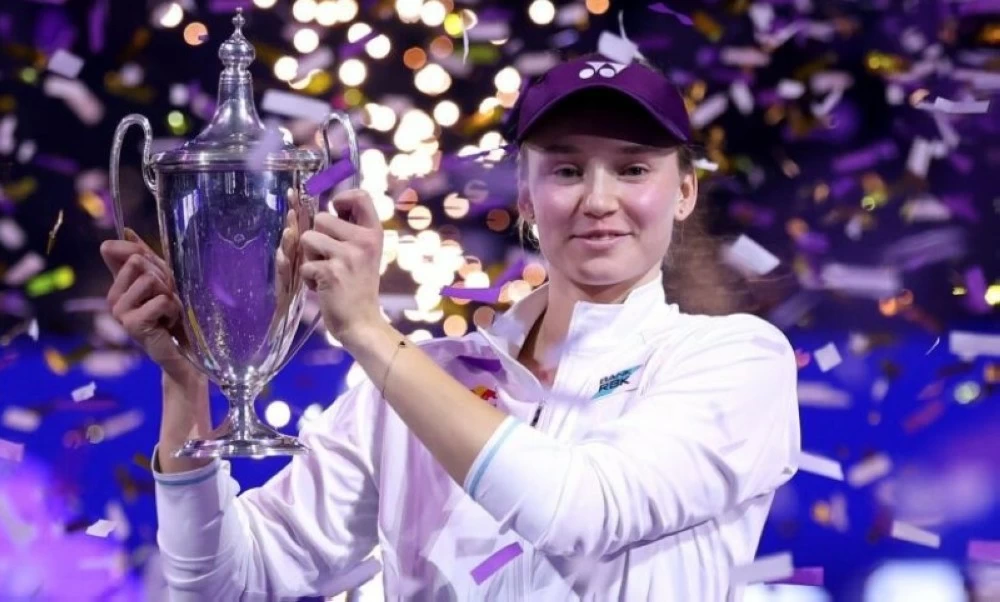 الكازاخستانية ريباكينا بطلة فردي نهائيات رابطة محترفات التنس 2025 الكازاخستانية ريباكينا بطلة فردي نهائيات رابطة محترفات التنس 2025