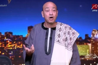 «حلاوة وأبهة».. عمرو أديب يفاجئ الجمهور بـ«جلباب بلدي» على الهواء