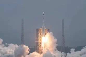 الصين تُطلق صاروخ الفضاء «ليجيان1- واي 9» وعلى متنه قمران صناعيان