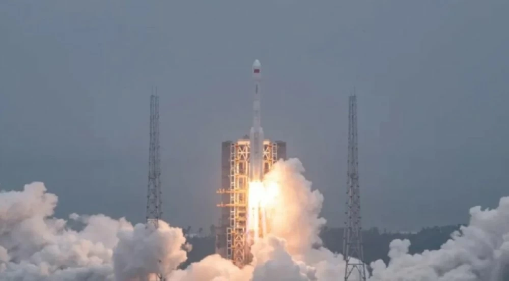 الصين تُطلق صاروخ الفضاء «ليجيان1- واي 9» وعلى متنه قمران صناعيان الصين تُطلق صاروخ الفضاء «ليجيان1- واي 9» وعلى متنه قمران صناعيان