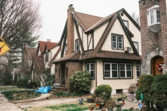 منزل طفولة ترمب معروض للبيع.. والسعر يفاجئ الجميع