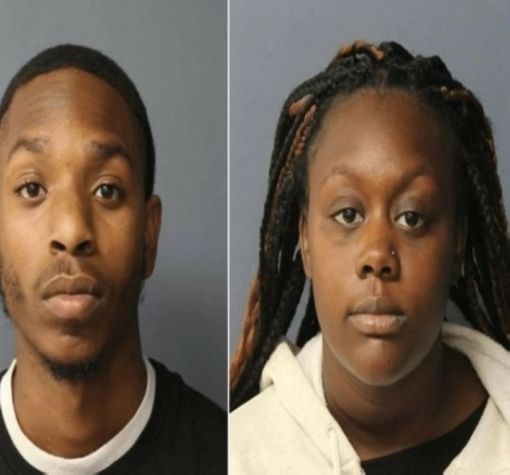 ماتت تحت التعذيب.. والدان يقتلان طفلتهما بوحشية ماتت تحت التعذيب.. والدان يقتلان طفلتهما بوحشية