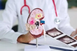 أقسى خيانة زوجية.. محاولة بيع كلية الزوجة!