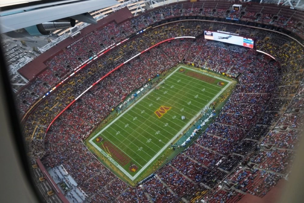 Air Force One تُحلق فوق «نورث ويست» تحية للمحاربين القدامى Air Force One تُحلق فوق «نورث ويست» تحية للمحاربين القدامى