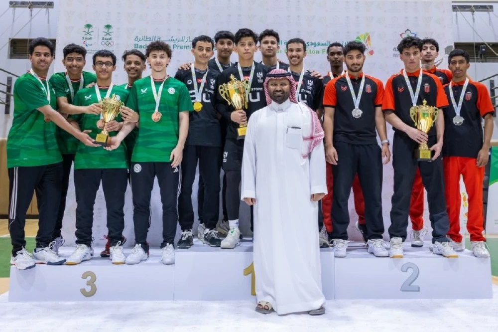 الهلال يتوج بطلاً للدوري الممتاز للشباب للريشة الطائرة