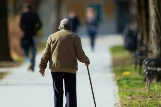 اكتشاف ألماني مذهل.. جهاز صغير يتنبأ بمرض باركنسون مبكراً