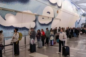 أطول إغلاق حكومي.. 2200 رحلة ملغاة و7600 متأخرة في أمريكا