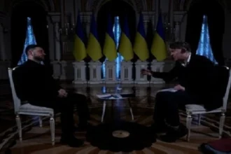 هل قطع زيلينسكي الكهرباء مرتين خلال حواره مع «الغارديان»؟