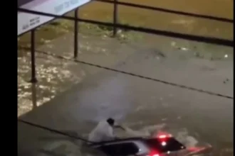 من سقف السيارة إلى قنوات الصرف.. قصة نجاة سائق ابتلعته فيضانات البرازيل