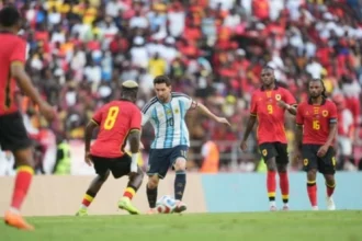 صنع وسجل.. ميسي يُبدع في فوز الأرجنتين على أنغولا