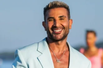 انقلاب سيارة أحمد سعد على طريق السخنة.. وزوجته تكشف لـ«عكاظ» حجم الإصابات