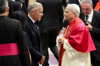 كندا تستعيد 62 قطعة أثرية نادرة من الفاتيكان