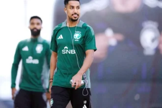 رينارد يفتح ملف ودية الجزائر