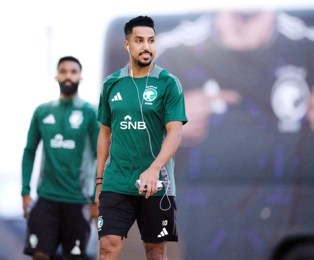 رينارد يفتح ملف ودية الجزائر