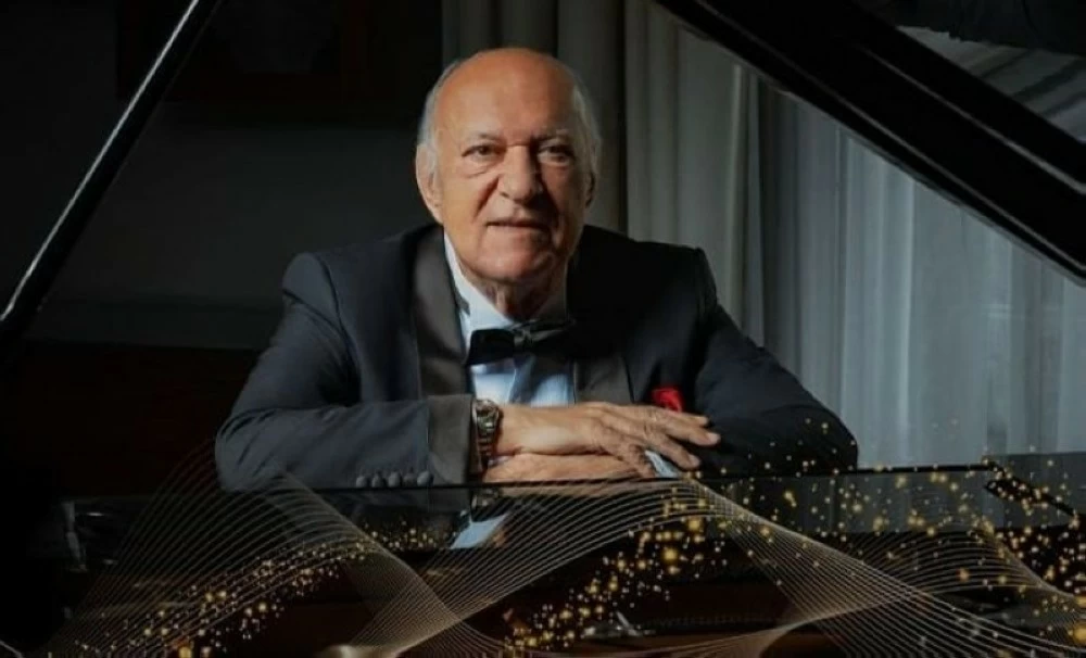 مصطفى كامل يكشف تطورات الحالة الصحية لعمر خيرت مصطفى كامل يكشف تطورات الحالة الصحية لعمر خيرت