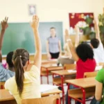 بسبب مادة مسرطنة.. إغلاق مئات المدارس في نيوزيلندا وأستراليا