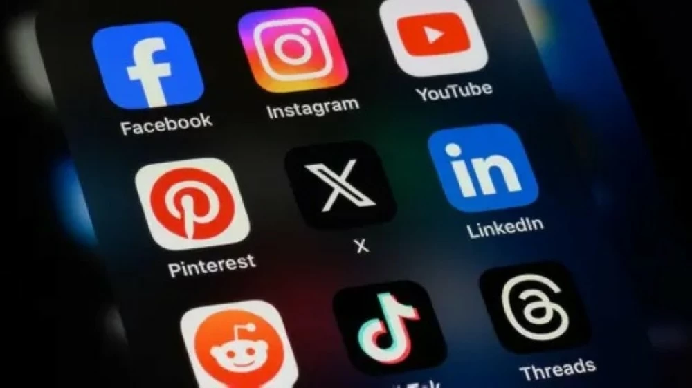 انقطاع خدمات المنصات الرقمية الكبرى عالمياً انقطاع خدمات المنصات الرقمية الكبرى عالمياً