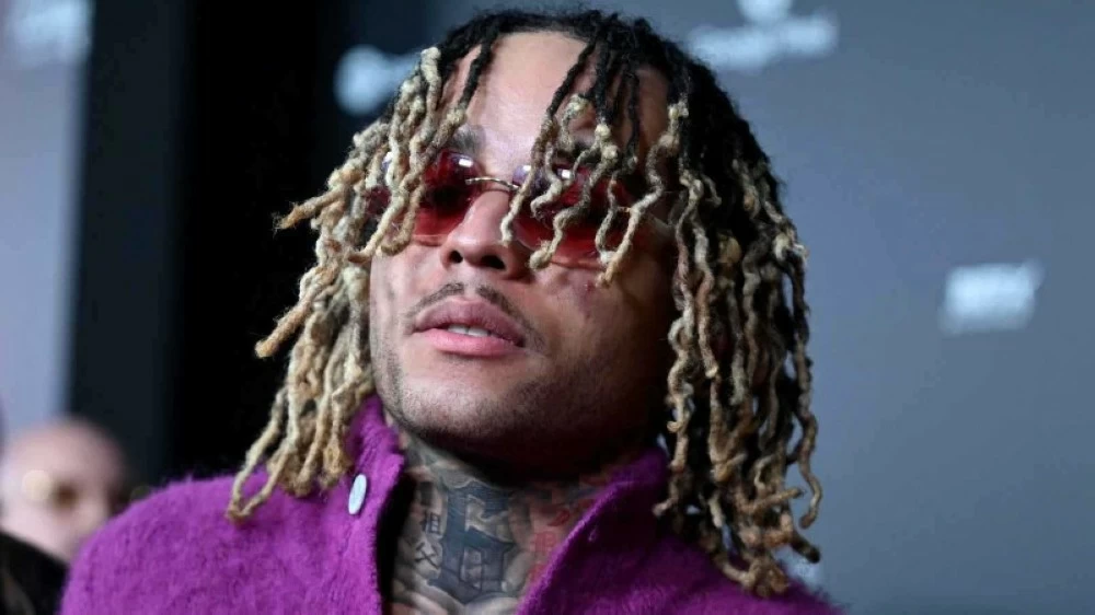 ساعتان من الإيذاء.. رابر فرنسي يخطف ويعذب معجباً شاباً ساعتان من الإيذاء.. رابر فرنسي يخطف ويعذب معجباً شاباً