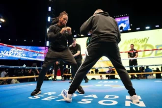 التدريبات المفتوحة لأبطال «The Ring IV» تُشعل أجواء بوليفارد سيتي