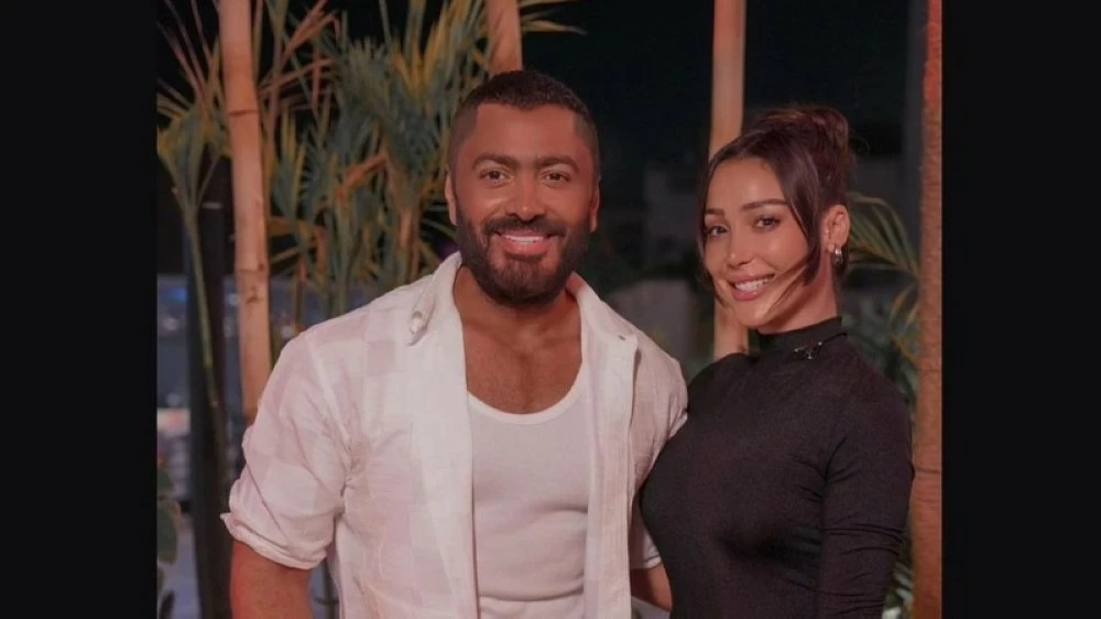 بسمة بوسيل تكشف لـ«عكاظ» تطورات الحالة الصحية لـ«تامر حسني» وعودته إلى مصر بسمة بوسيل تكشف لـ«عكاظ» تطورات الحالة الصحية لـ«تامر حسني» وعودته إلى مصر