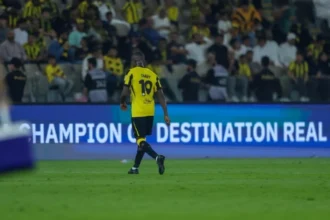 مدرب الاتحاد يفتح ملف «البطاقات الحمراء»