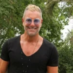 تامر هجرس يكشف تفاصيل دوره في فيلم «عيلة دياب ع الباب»