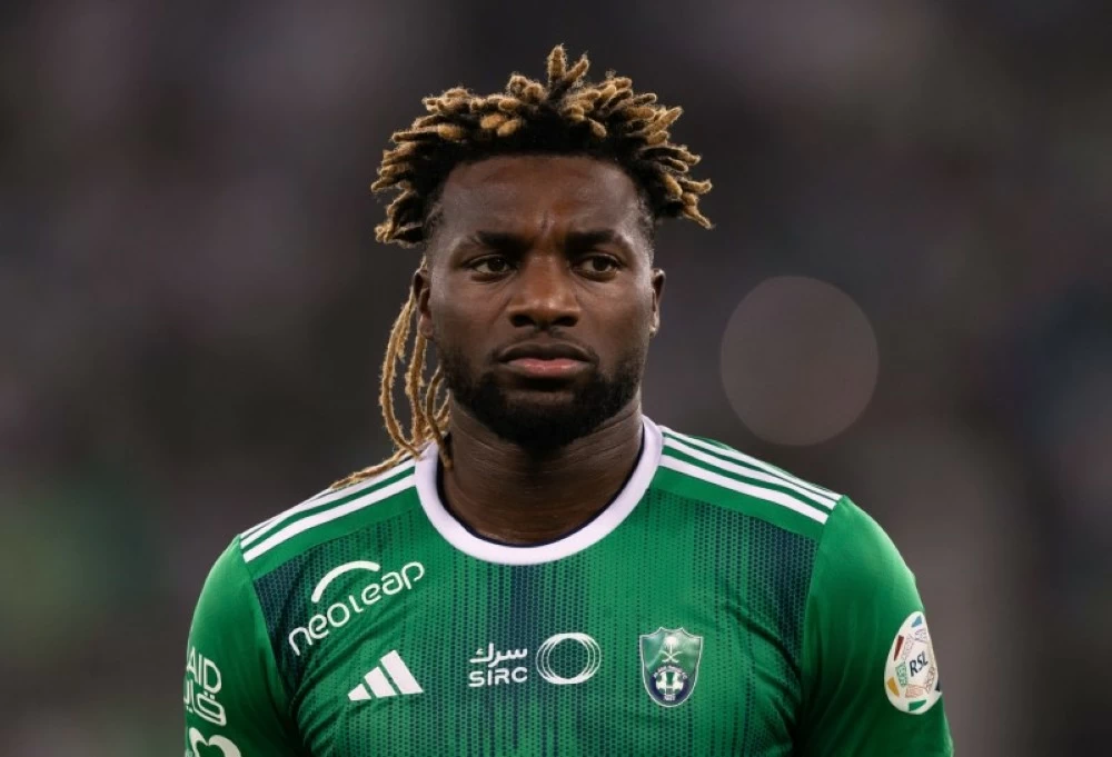 نجم الأهلي السابق يعلن موقفه النهائي من المونديال