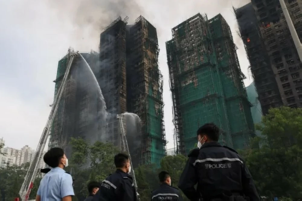 الأكثر دموية منذ 6 عقود.. 65 قتيلاً ضحايا حريق هونغ كونغ الأكثر دموية منذ 6 عقود.. 65 قتيلاً ضحايا حريق هونغ كونغ