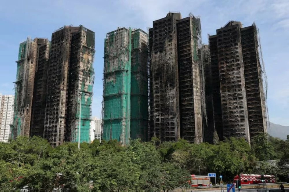 كارثة وانغ فوك.. ارتفاع عدد ضحايا حريق مبنى هونغ كونغ إلى 128 قتيلاً و200 مفقود كارثة وانغ فوك.. ارتفاع عدد ضحايا حريق مبنى هونغ كونغ إلى 128 قتيلاً و200 مفقود