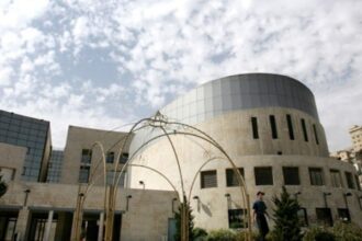 “الامانة” تمدد اعفاء السلع الزراعية المعدة للتصدير وتقر اتفاقيات توأمة