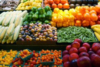 2524 طنا من الخضار ترد للسوق المركزي اليوم