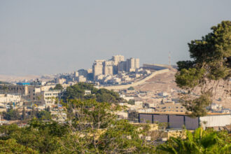 الاردن يدين إعلان الحكومة الإسرائيلية عن مناقصات جديدة لبناء 356 وحدة استيطانية