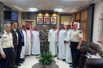 وفد من غرفة تبوك يزور مرافق اقتصادية في العقبة