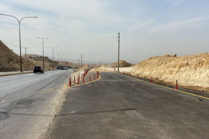 الأشغال تُنهي مشروع مهارب النجاة على طريق العدسية – البحر الميت